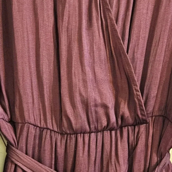 Socialite Burgundy Faux Wrap Dress - Picture 4 of 6